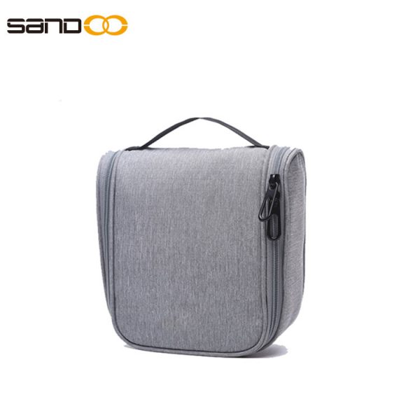 Large-capacity travel toiletrybag for men